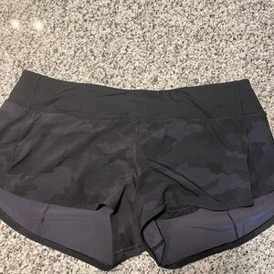 Lululemon Speed Up Short in Camo
